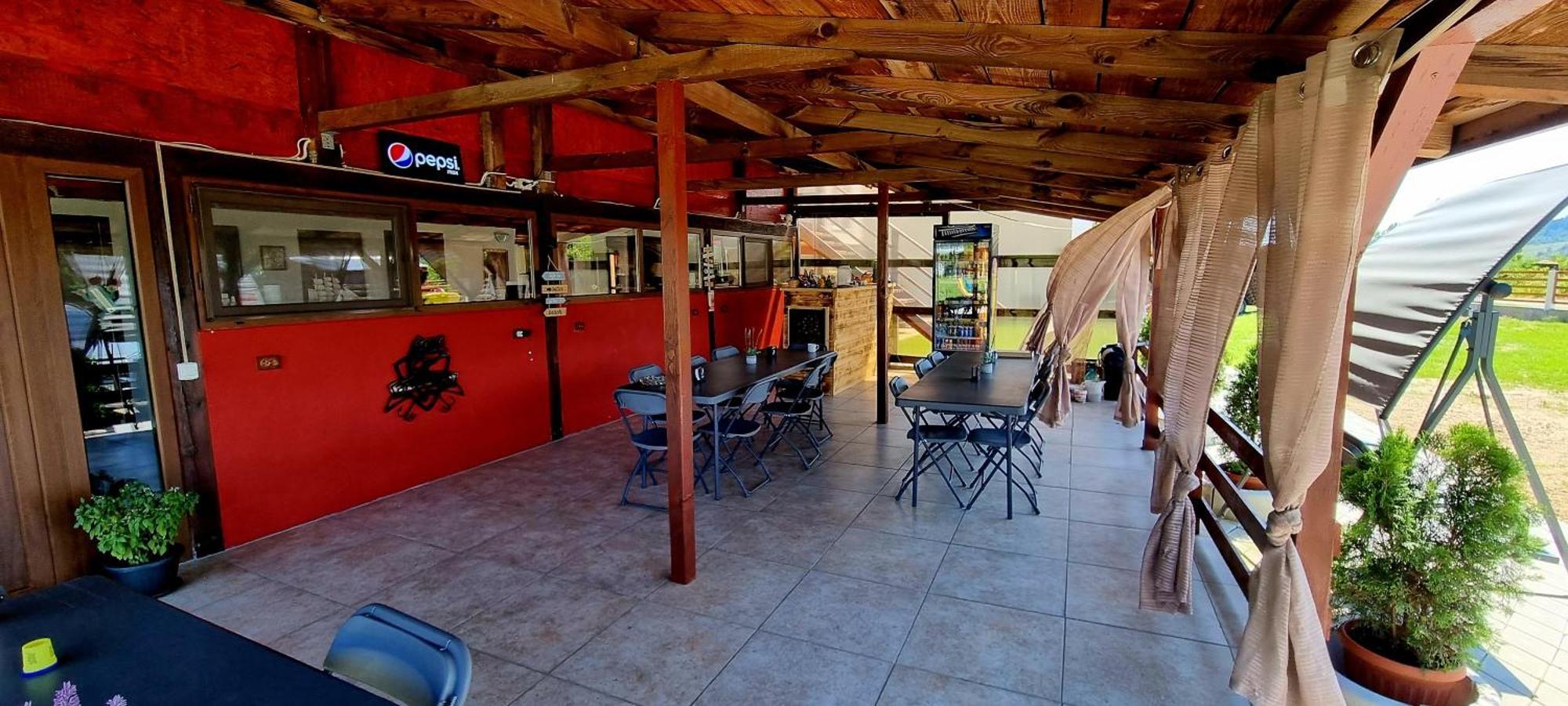 Vila Legrand Bazias Luaran gambar